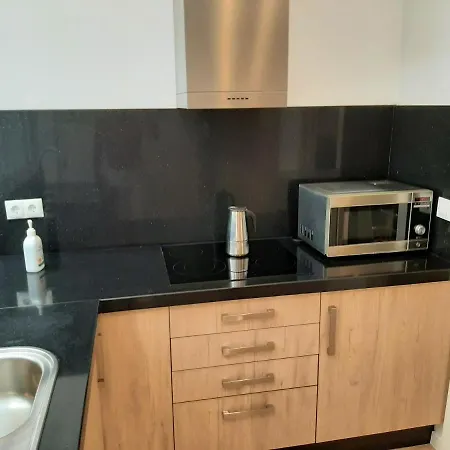 Cozy In With Terrace *