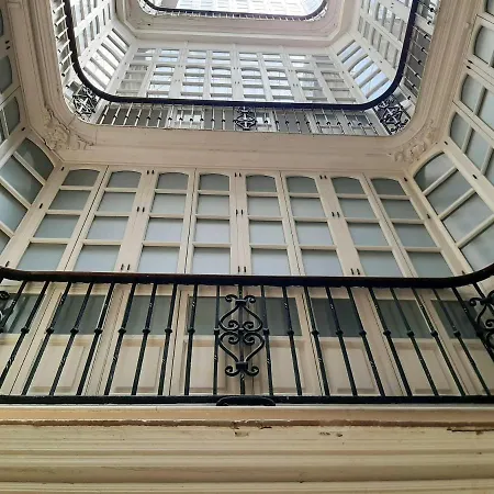 Cozy In With Terrace Daire