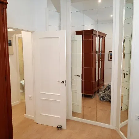 Cozy In With Terrace 公寓 *