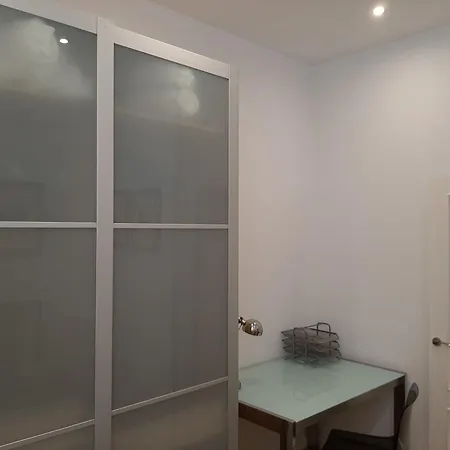 Cozy In With Terrace Apartament