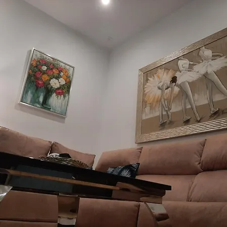 Apartament Cozy In With Terrace