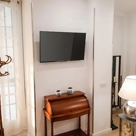 Apartament Cozy In With Terrace